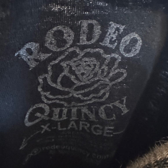 Courage Black Graphic T-Shirt - Picture 2 of 3